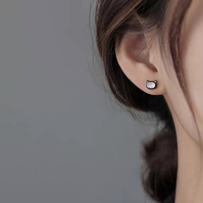 Cute Cat Earrings in S999 Pure Silver | Hypoallergenic & Skin-Friendly | Mother-of-Pearl Accents | Unique & Trendy New Design