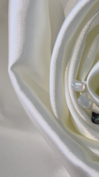 Cute Cat Earrings in S999 Pure Silver | Hypoallergenic & Skin-Friendly | Mother-of-Pearl Accents | Unique & Trendy New Design